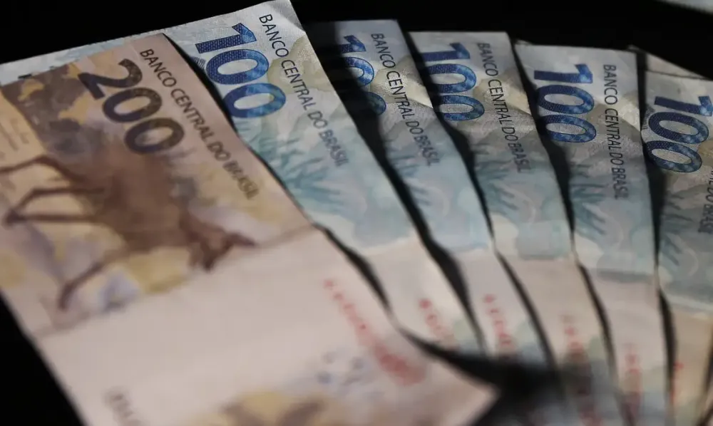 Caixa começa a pagar valores esquecidos do antigo PIS/Pasep; veja quem tem direito